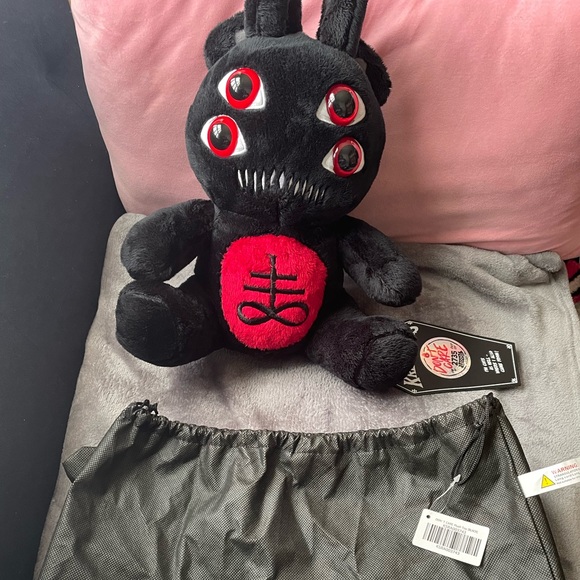 Killstar Kreepture Don't care bear plush toy, 2735/3000 - Picture 2 of 7